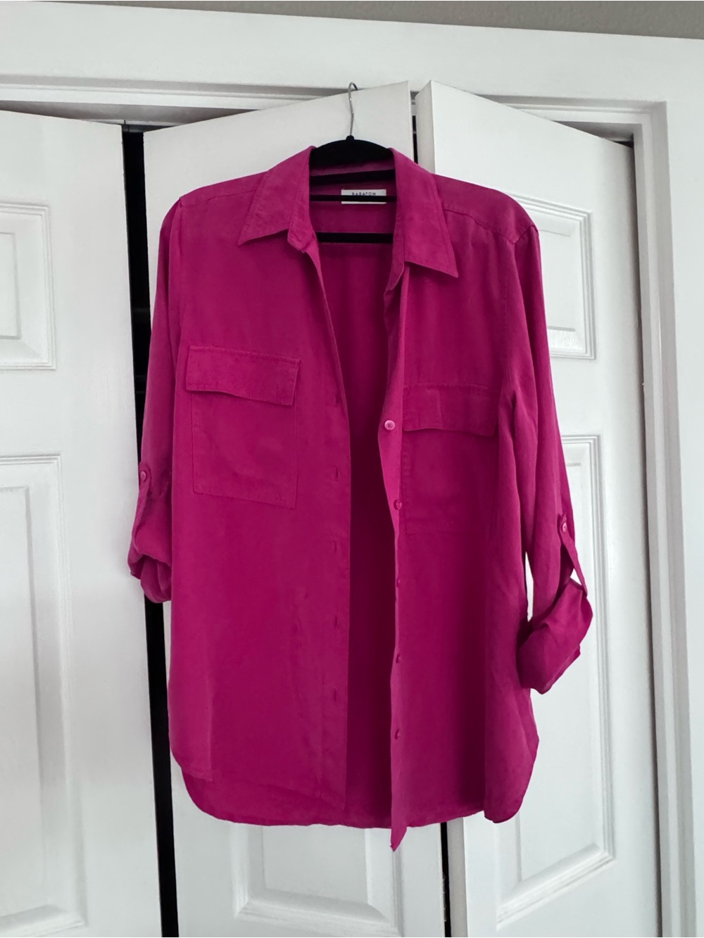 A baton Fuchsia Button-Up Shirt